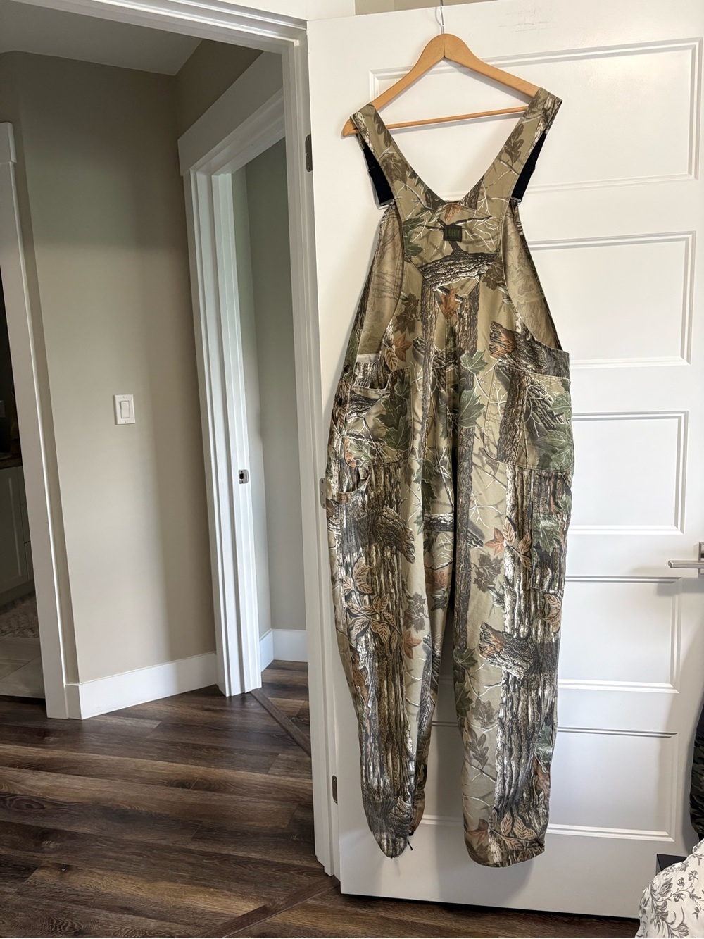 Liberty Camo Coveralls Sz 46 - Picture 13 of 15